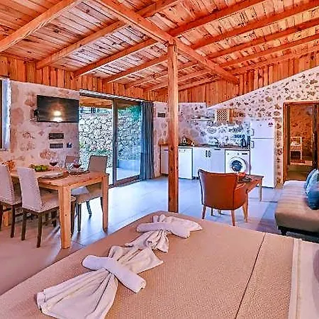 Bademlique Stone Hotel Kaş